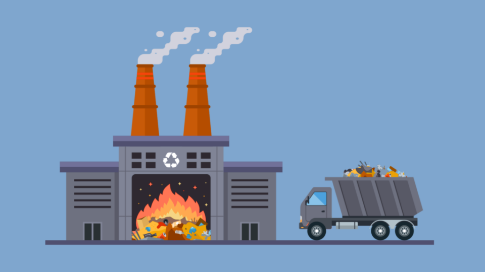 camion de déchets devant un incinérateur